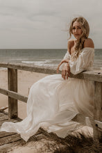 ILLOURA GOWN - WHITE