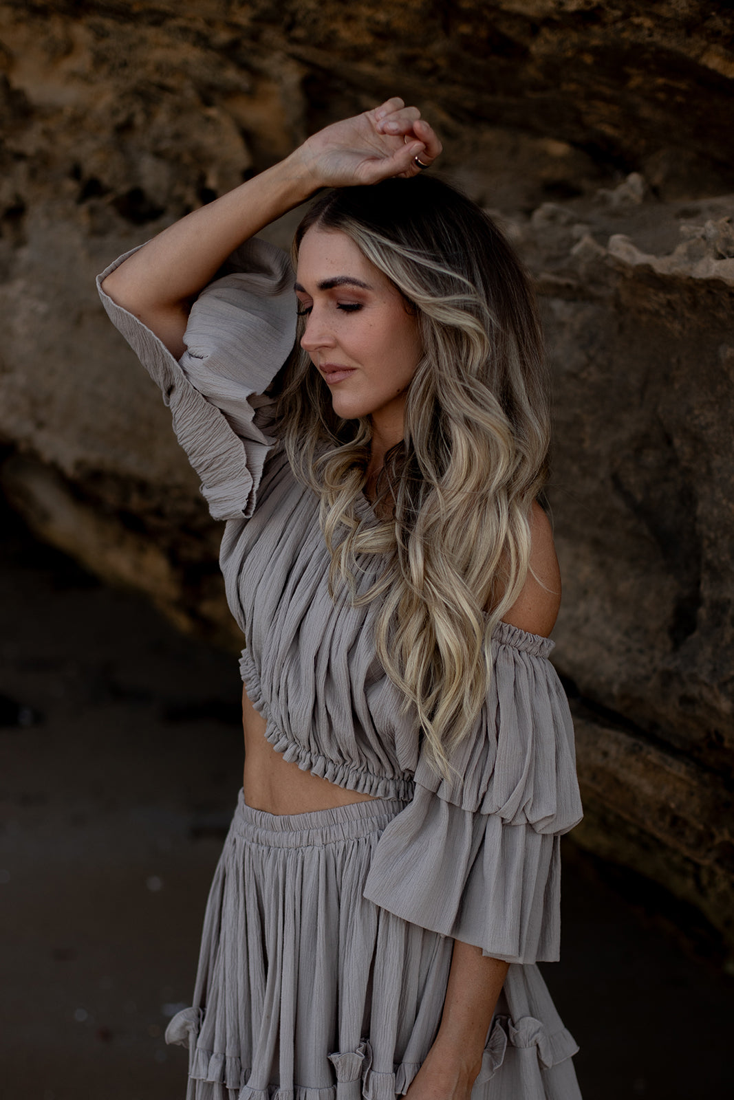 Co & Ry Lennie oatmeal set for comfortable and versatile wear