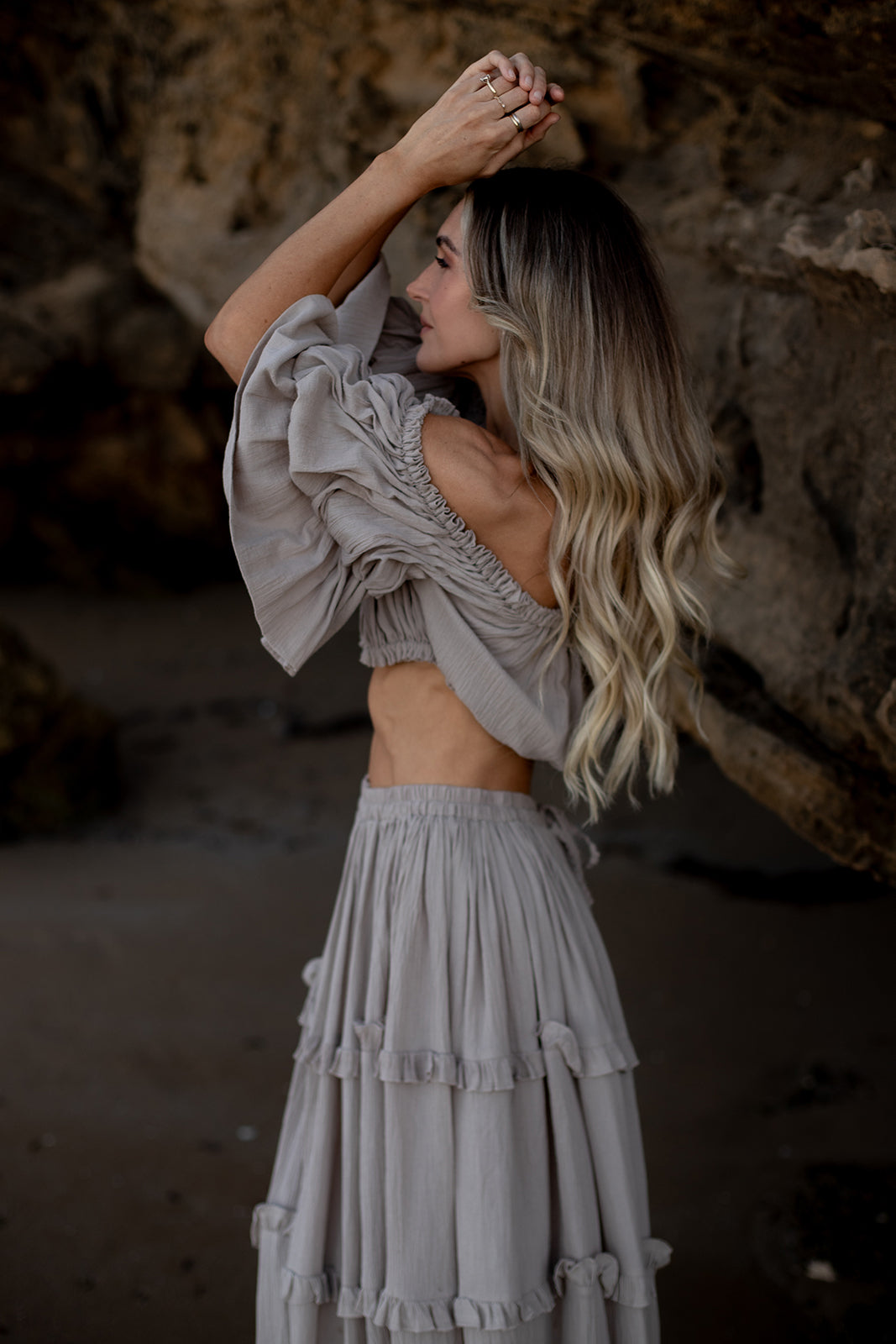 Oatmeal Lennie set with adjustable waistband and soft breathable fabric