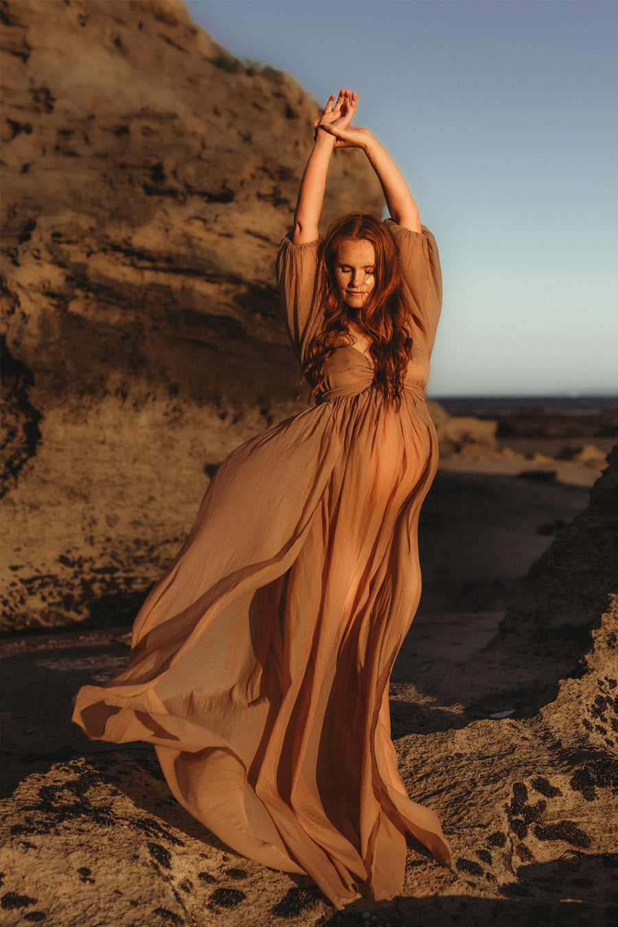 ILLOURA GOWN | CARAMEL