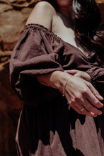 ILLOURA GOWN | CHOCOLATE