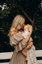 Co & Ry Lennie cotton oatmeal set for motherhood session photoshoot